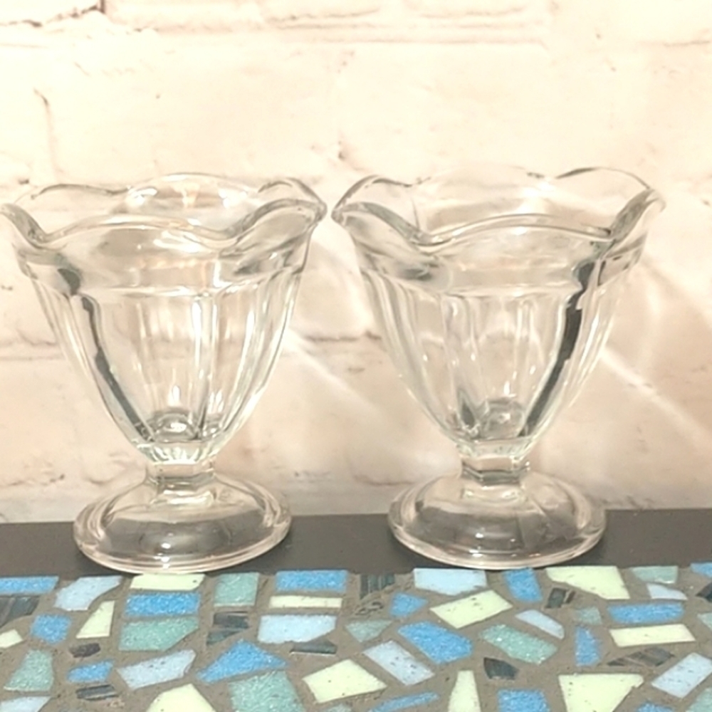 Vtg Anchor Hocking Glass Tulip Classic Sundae Cups Bowls